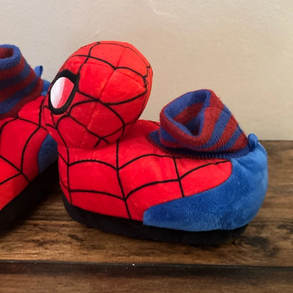Spiderman Toddler Sz 5/6 Indoor Plush 3-D Character Slippers Sock Top Tread Cozy